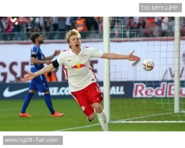 欧冠激战莱比锡狂胜曼联五球绝杀引发转会风波