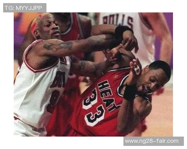 罗德曼与姚明的篮球传奇对决与友谊的深度解析