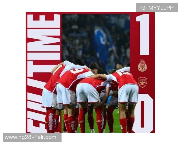 足总杯惊现历史冷门那不勒斯与波尔图激战成平局引发全场狂欢