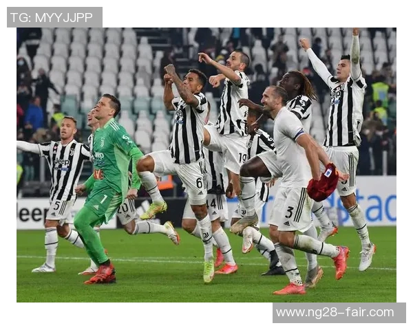 世界杯惊现冷门尤文图斯与曼联激战成平局引发转会热议