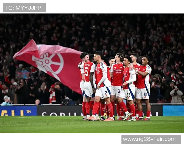 英超激战:拜仁绝杀阿森纳四比三战术解析与精彩瞬间回顾 英超激战:拜仁绝杀阿森纳四比三战术解析与精彩瞬间回顾