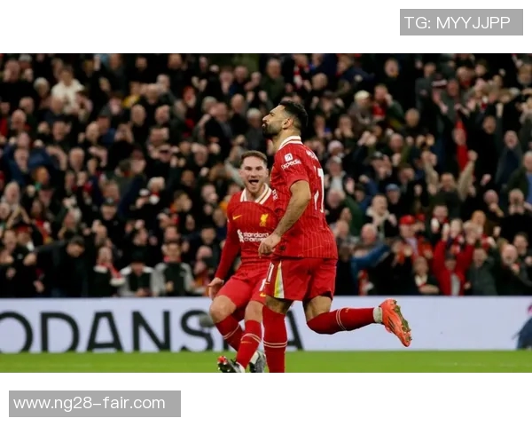 足总杯曼联大胜利物浦五球逆转引发争议判罚全场沸腾 足总杯曼联大胜利物浦五球逆转引发争议判罚全场沸腾